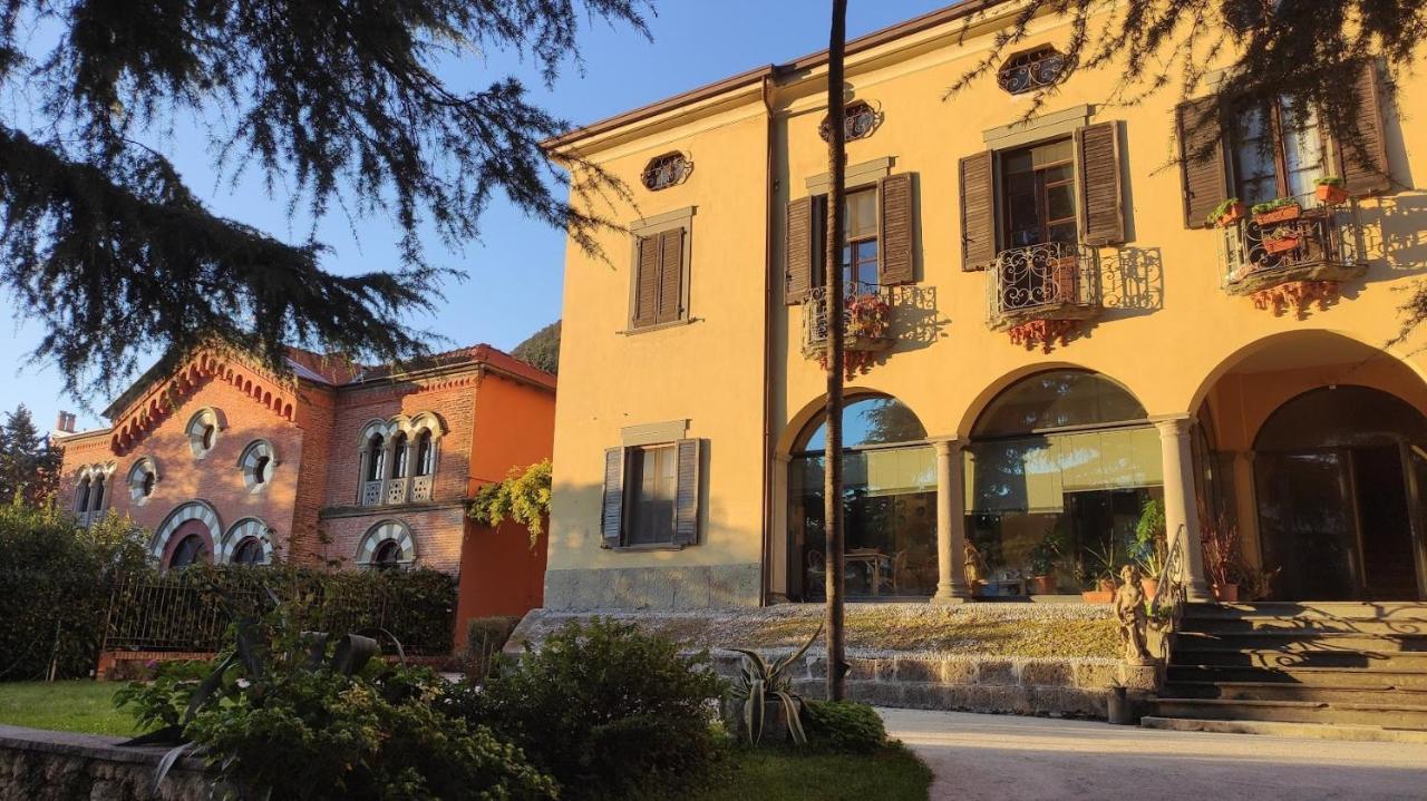 Villa Riva Lago - Apartment With Parking Тавернола Бергамаска Екстериор снимка