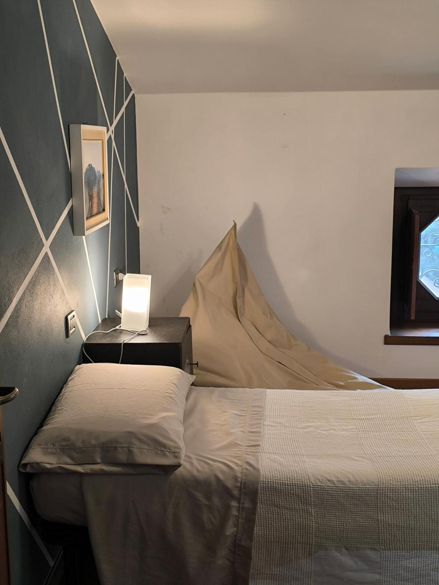 Villa Riva Lago - Apartment With Parking Тавернола Бергамаска Екстериор снимка